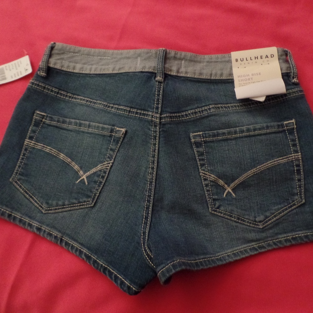 Denim short for women size 5 - Picture 2 of 5